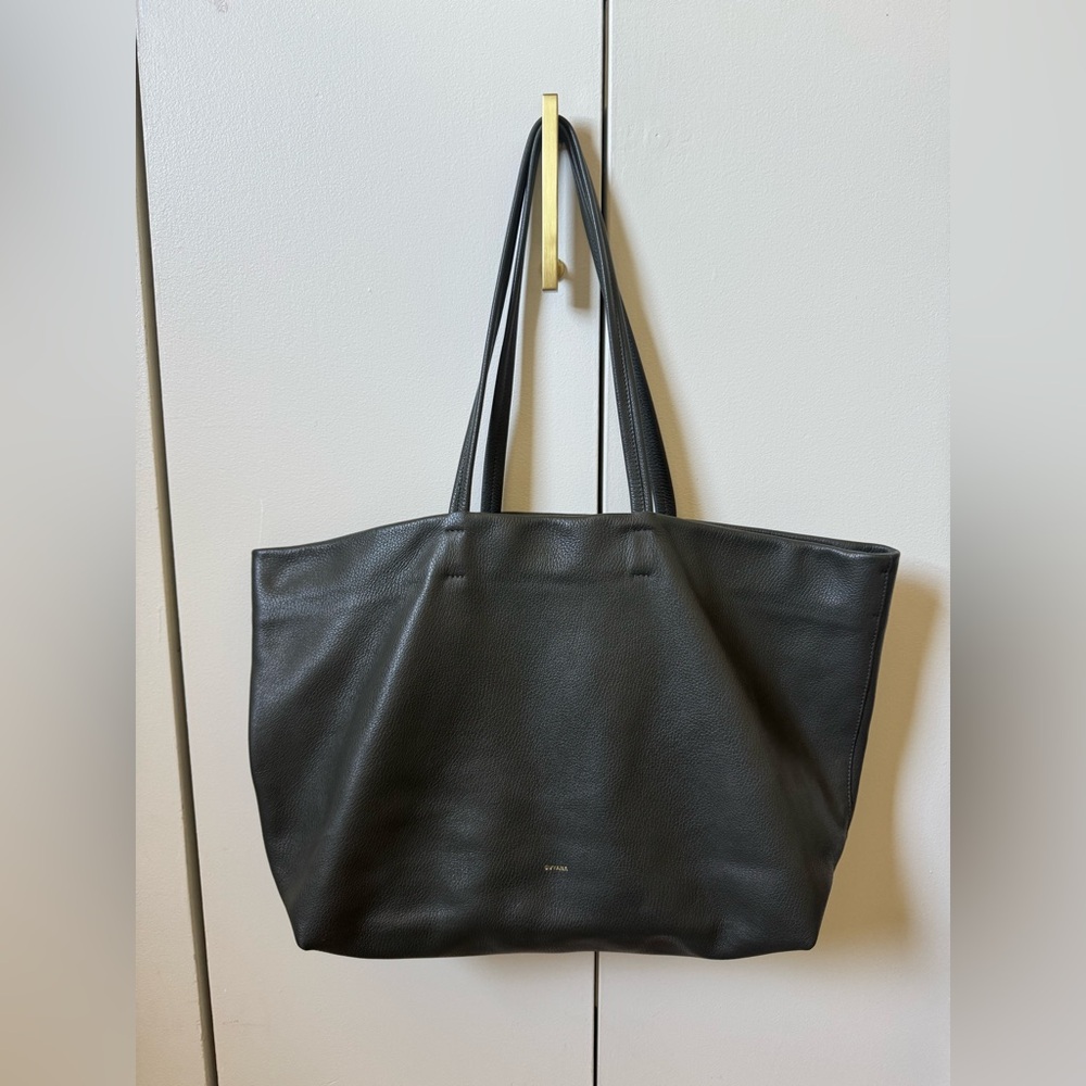 Cuyana Classic Easy Tote